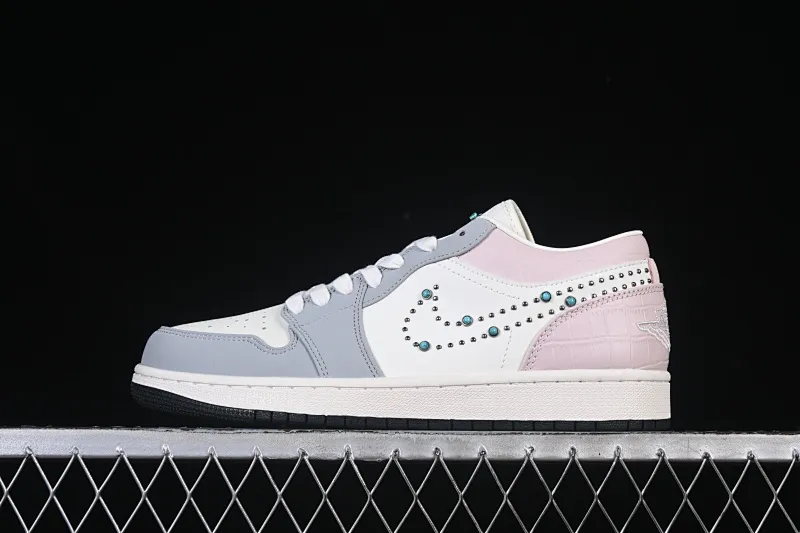 All categories Air Jordan Jordan series basketball shoes Air Jordan 1 Low Air Jordan 1 Low AJ1 Joe 1 emerald hook low-top cultural casual sneakers IH7319-001